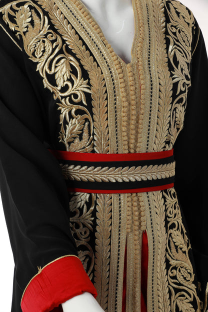 Luxury Yaqut Marrakesh Moroccan Kaftan in Black Silk Crepe with Gold Embroidery and Crimson Under-Kaftan – Elegant Women’s Dress Highlighting Intricate Embroidery and Sleeve Detail | قفطان مغربي فاخر ياقوت مراكش من حرير كريب أسود بتطريز ذهبي وقفطان داخلي قرمزي – فستان نسائي أنيق يبرز التطريز الدقيق وتفاصيل الأكمام